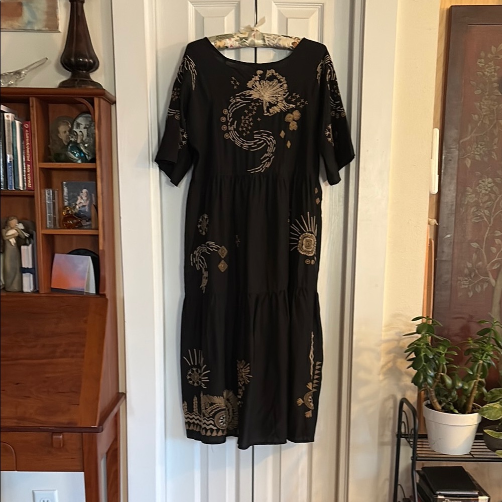 Johnny Was Black and Gold Midi Dress with Crew Neck
